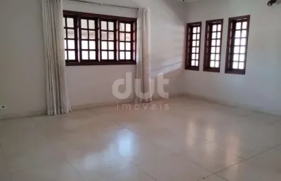 Casa comercial à venda na rua credencio zechin, 80, centro, vinhedo, 290 m2 por r$ 1.060.000