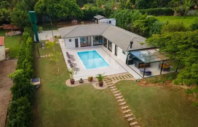 Casa em condomínio fechado com 4 quartos à venda na alameda dos jacarandás, 1451, colinas do mosteiro de itaici, indaiatuba, 355 m2 por r$ 2.300.000