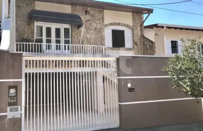 Casa com 4 quartos à venda na rua joaquim theodoro teixeira de souza, 237, vila proost de souza, campinas, 240 m2 por r$ 690.000