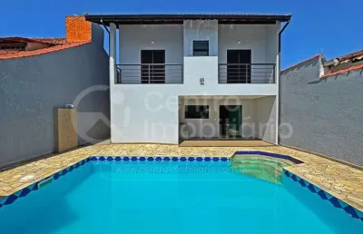 Casa à venda com piscina e 4 quartos em peruíbe, no bairro balneario josedy