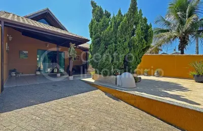 Casa à venda com 3 quartos em peruíbe, no bairro balneário casa blanca