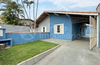 Casa à venda com 2 quartos em peruíbe, no bairro stella maris