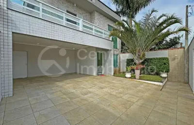 Casa à venda com piscina e 4 quartos em peruíbe, no bairro cidade nova peruíbe