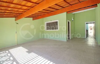 Casa à venda com 2 quartos em peruíbe, no bairro balneario sao joao batista