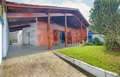 Casa à venda com 2 quartos em peruíbe, no bairro centro
