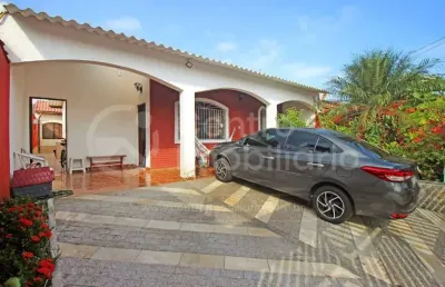 Casa à venda com 3 quartos em peruíbe, no bairro parque balneario oasis