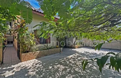 Casa à venda com 3 quartos em peruíbe, no bairro balneario sao joao batista