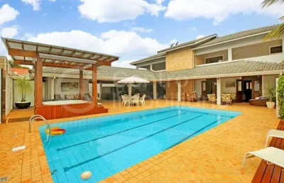 Casa à venda com piscina e 5 quartos em peruíbe, no bairro balneario sambura