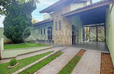 Casa à venda com 4 quartos em peruíbe, no bairro estancia sao jose