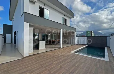 Casa à venda com piscina e 3 quartos em peruíbe, no bairro residencial flora rica