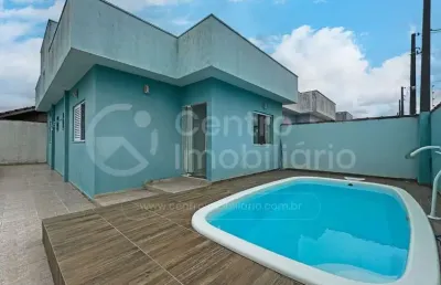 Casa à venda com piscina e 2 quartos em peruíbe, no bairro parque d aville