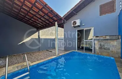 Casa à venda com piscina e 2 quartos em peruíbe, no bairro parque d aville
