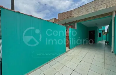 Casa à venda com 2 quartos em peruíbe, no bairro balneario sao joao batista