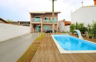 Casa à venda com piscina e 2 quartos em peruíbe, no bairro cidade nova peruíbe