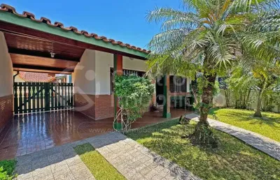 Casa à venda com 3 quartos em peruíbe, no bairro stella maris