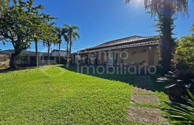 Casa à venda com 5 quartos em peruíbe, no bairro belmira novaes
