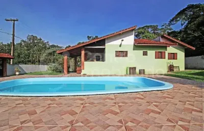 Casa à venda com piscina e 4 quartos em peruíbe, no bairro estância são marcos