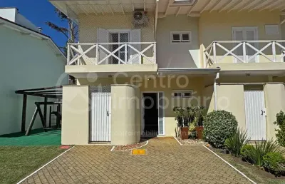 Casa à venda com 3 quartos em peruíbe, no bairro balneario sambura