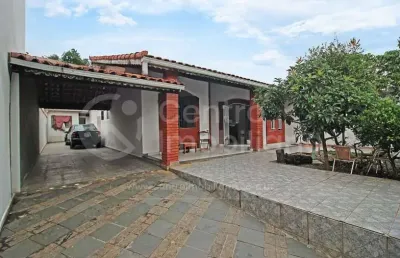 Casa à venda com 2 quartos em peruíbe, no bairro balneario josedy
