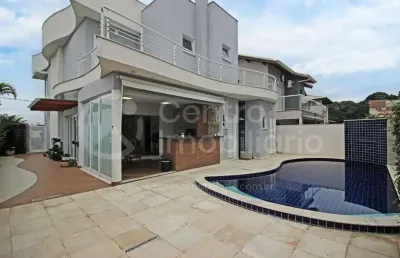 Casa à venda com piscina e 4 quartos em peruíbe, no bairro bougainvillee iv