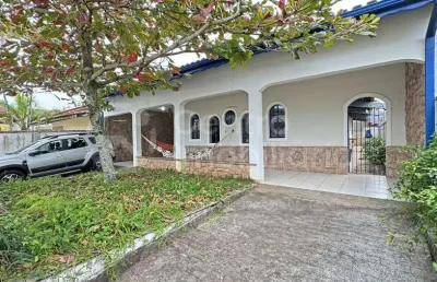 Casa à venda com 4 quartos em peruíbe, no bairro maria h novaes