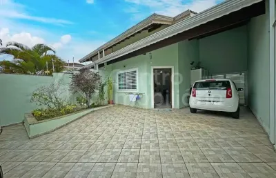 Casa à venda com piscina e 3 quartos em peruíbe, no bairro stella maris
