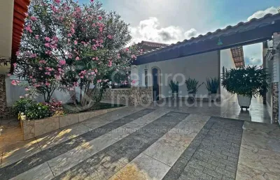 Casa à venda com 2 quartos em peruíbe, no bairro centro