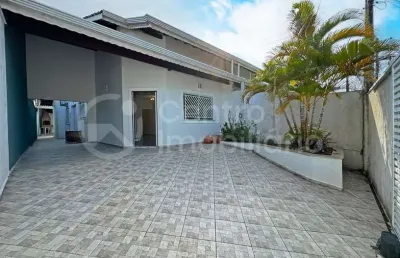 Casa à venda com 3 quartos em peruíbe, no bairro stella maris