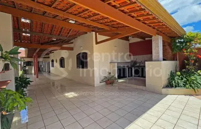Casa à venda com 5 quartos em peruíbe, no bairro vila romar