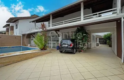 Casa à venda com piscina e 5 quartos em peruíbe, no bairro stella maris