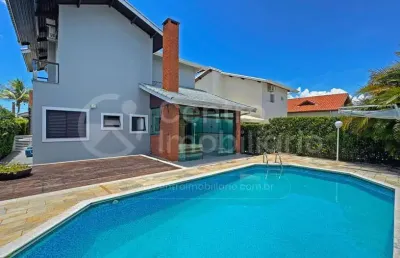Casa à venda com piscina e 3 quartos em peruíbe, no bairro bougainvillee ii