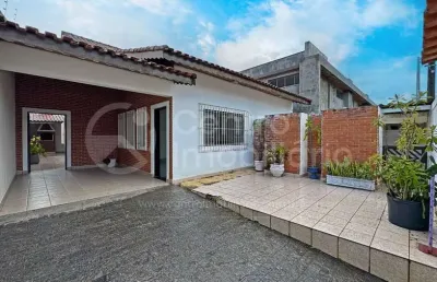 Casa à venda com 3 quartos em peruíbe, no bairro stella maris