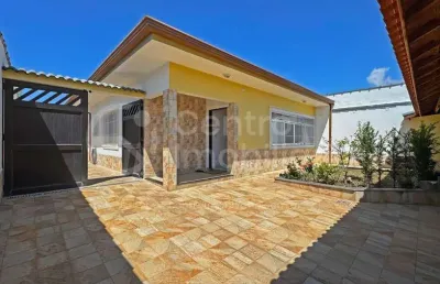 Casa à venda com 3 quartos em peruíbe, no bairro stella maris
