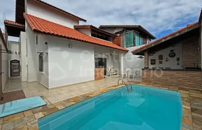 Casa à venda com piscina e 4 quartos em peruíbe, no bairro balneário casa blanca