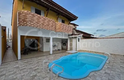 Casa à venda com piscina e 4 quartos em peruíbe, no bairro jardim marcia