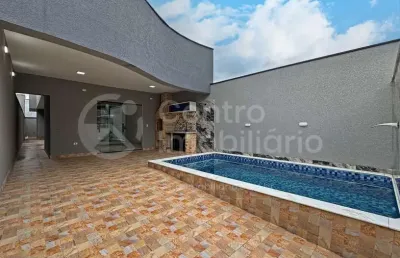 Casa à venda com piscina e 3 quartos em peruíbe, no bairro parque d aville