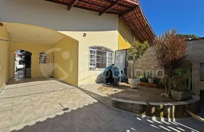 Casa à venda com 3 quartos em peruíbe, no bairro cidade nova peruíbe
