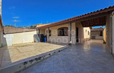 Casa à venda com 2 quartos em peruíbe, no bairro jardim marcia