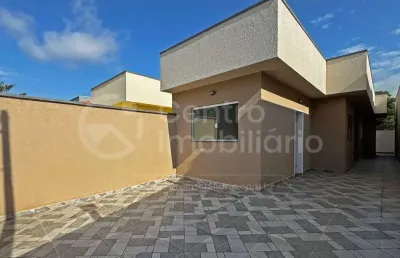 Casa à venda com 2 quartos em peruíbe, no bairro balneario sao joao batista