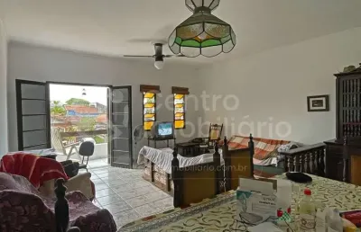 Apartamento à venda com 2 quartos (1 suítes) em peruíbe, no bairro belmira novaes