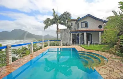 Casa à venda com piscina e 4 quartos em peruíbe, no bairro quinta do guarau