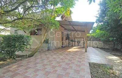 Casa à venda com 2 quartos em peruíbe, no bairro jardim veneza