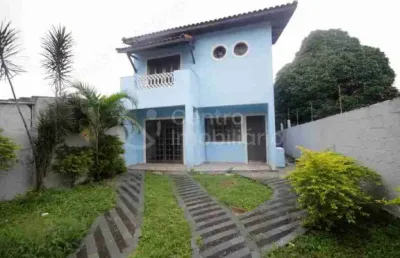 Casa à venda com 5 quartos em peruíbe, no bairro centro