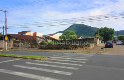 Terreno à venda no Centro, Peruíbe 