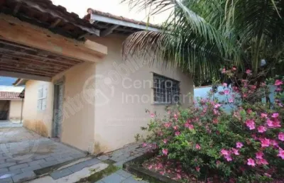 Casa à venda com 2 quartos em peruíbe, no bairro jardim veneza
