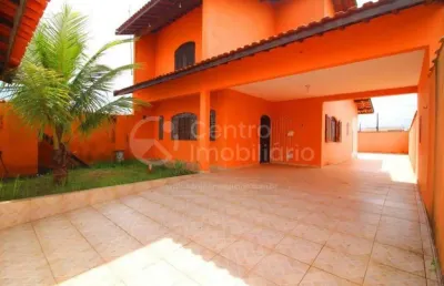 Casa à venda com 3 quartos em peruíbe, no bairro estancia sao jose