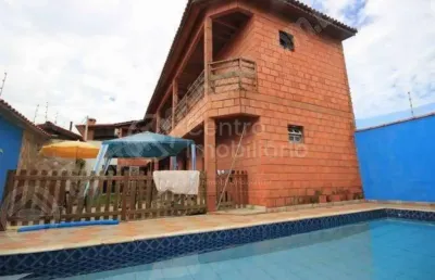 Casa à venda com piscina e 7 quartos em peruíbe, no bairro estancia sao jose