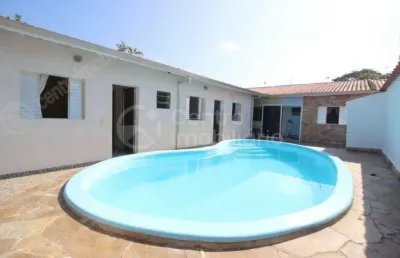 Casa à venda com piscina e 6 quartos em peruíbe, no bairro jardim beira mar