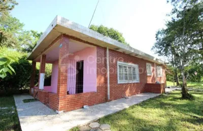 Casa à venda com 2 quartos em peruíbe, no bairro estancia antonio novaes