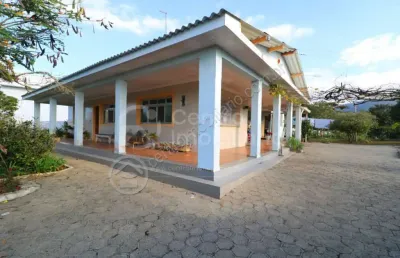 Casa à venda com 3 quartos em peruíbe, no bairro centro